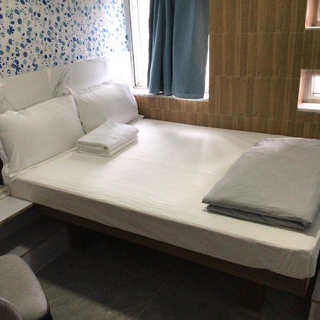 Ajit Guest House Hong Kong Bagian luar foto